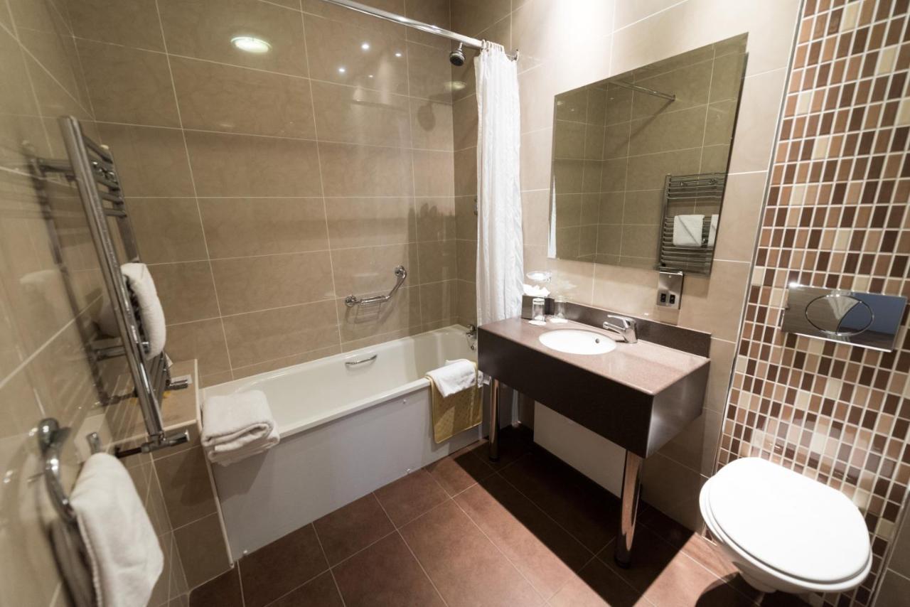 Ard Ri House Hotel Tuam Exterior photo